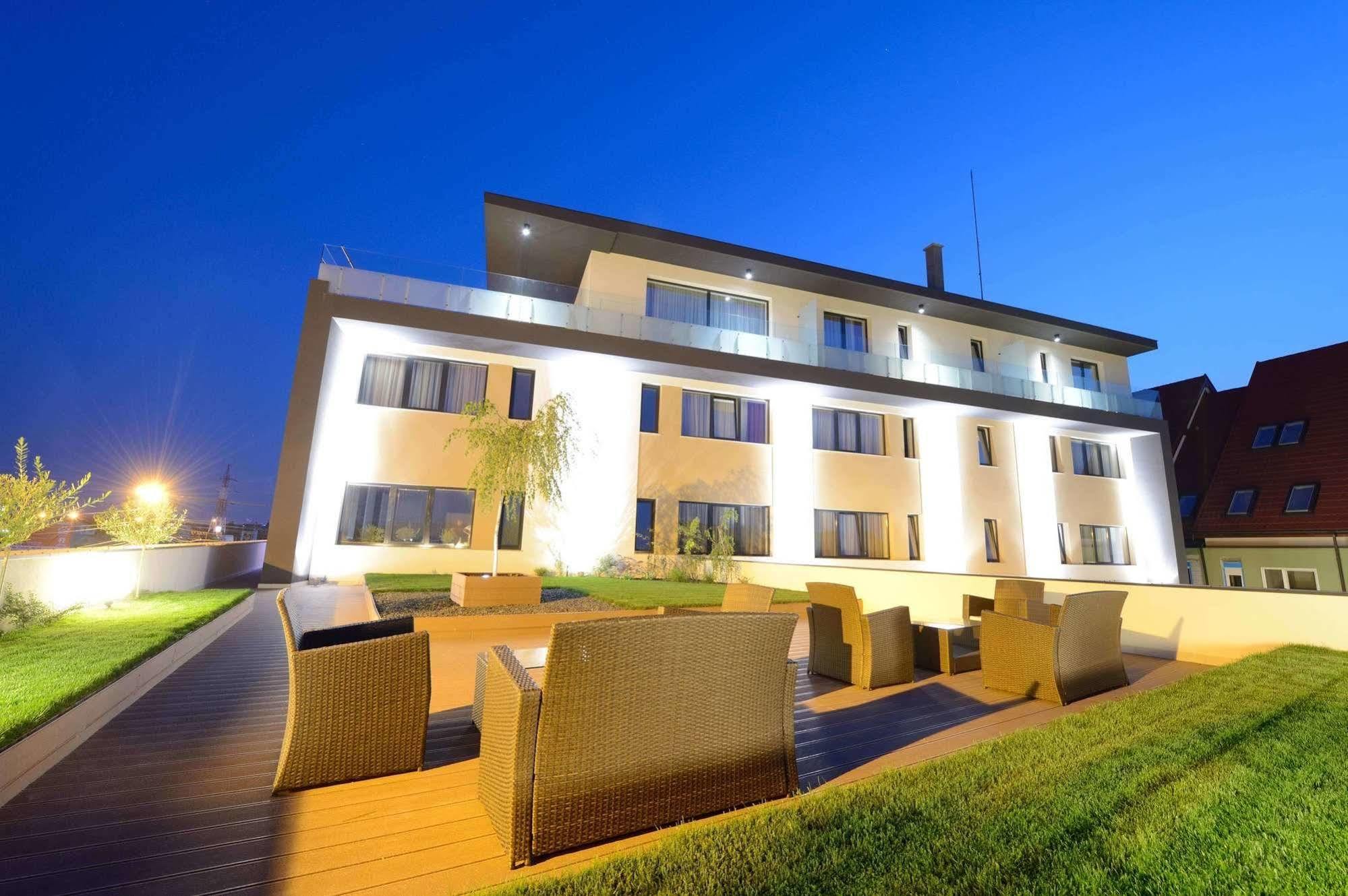 Hotel Galaxy Uisenteş Exterior foto
